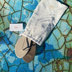 Tkees Sandals! Brand new! Beautiful creamy color!